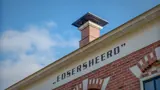 Een hoekopname van het gebouw ‘Edsersheerd’.